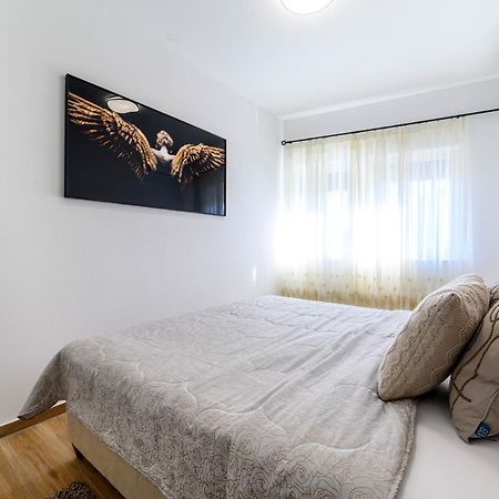 Апартаменты Apartman Ivana Шибеник Экстерьер фото