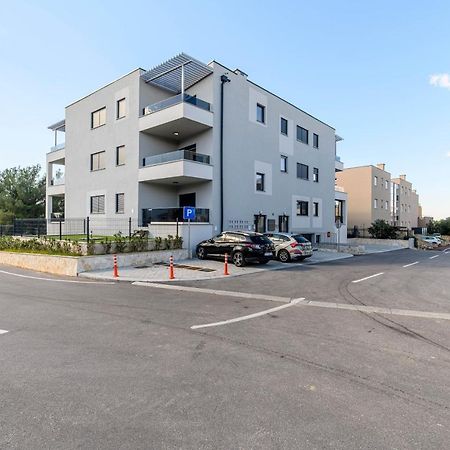 Апартаменты Apartman Ivana Шибеник Экстерьер фото