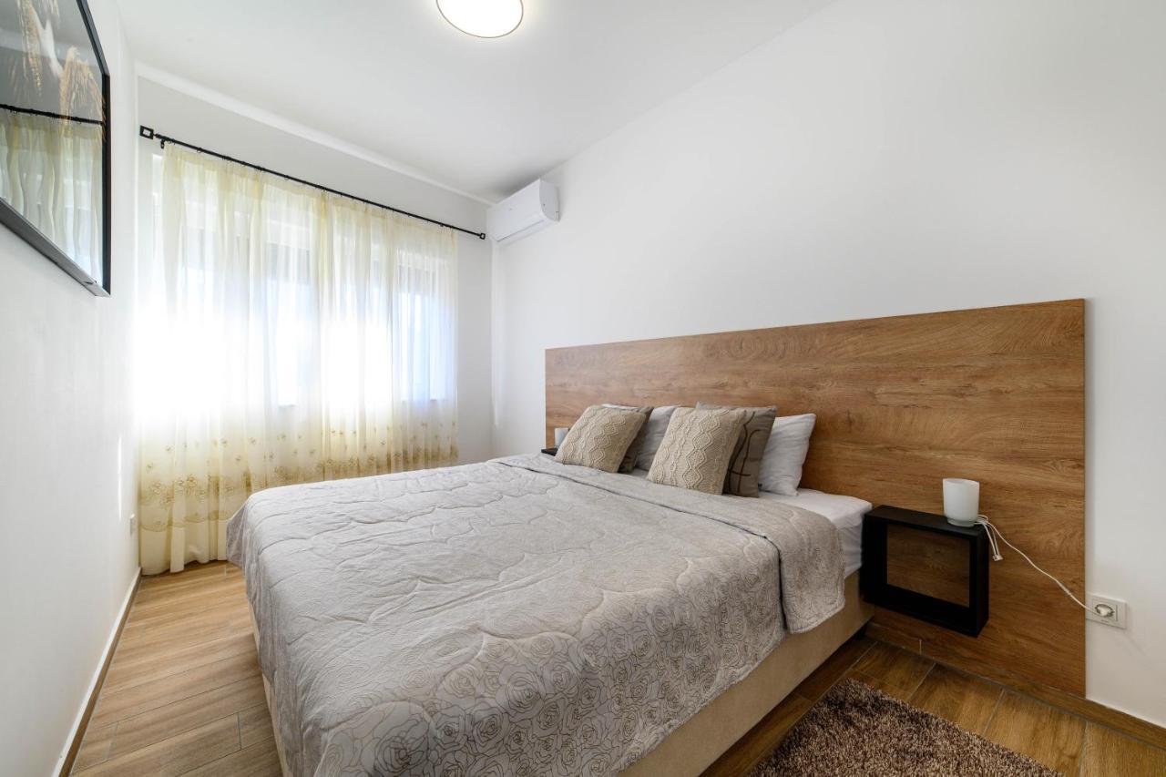 Апартаменты Apartman Ivana Шибеник Экстерьер фото